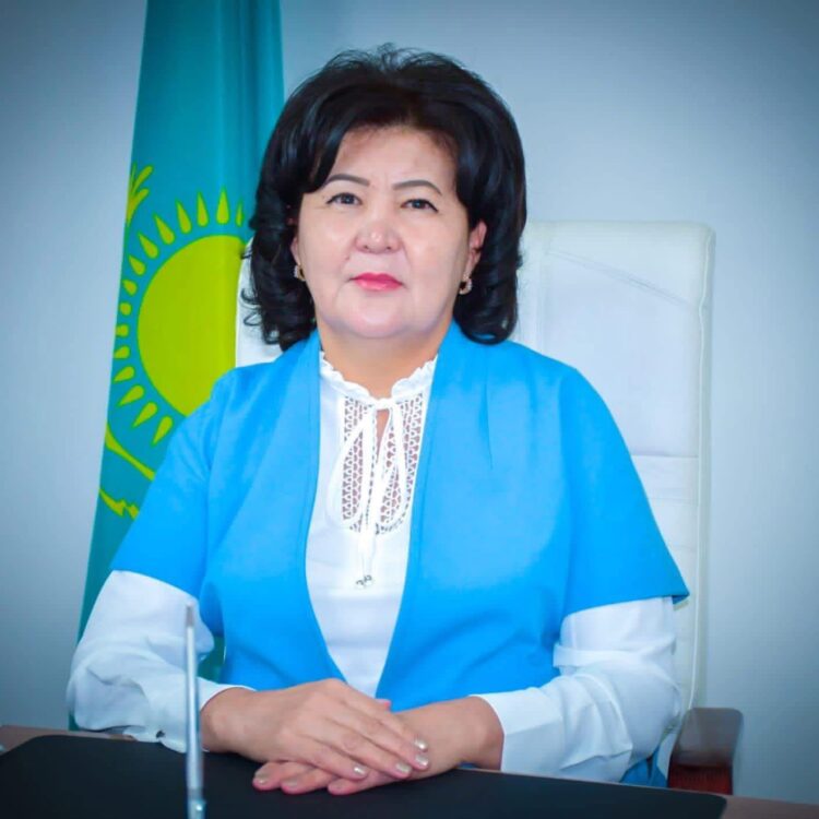 Білім бөлімінің басшысы